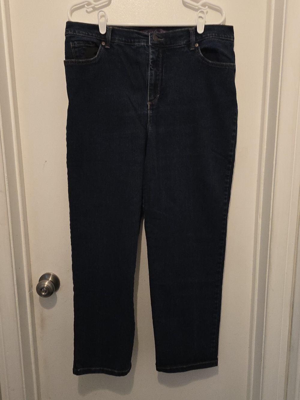 Gloria Vanderbilt Dark Blue Straight Leg Women's Jeans
